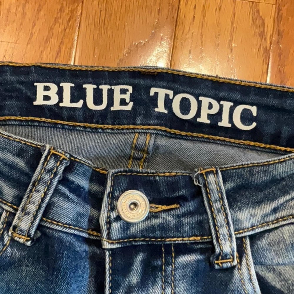 Blue Topic~Skinny Distressed~Cute 💙❤️ - Picture 6 of 11